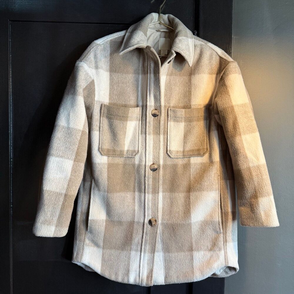 H&M Oversized Plaid Shacket Checkered Jacket Relaxed Fit Beige Plaid Women’s XS